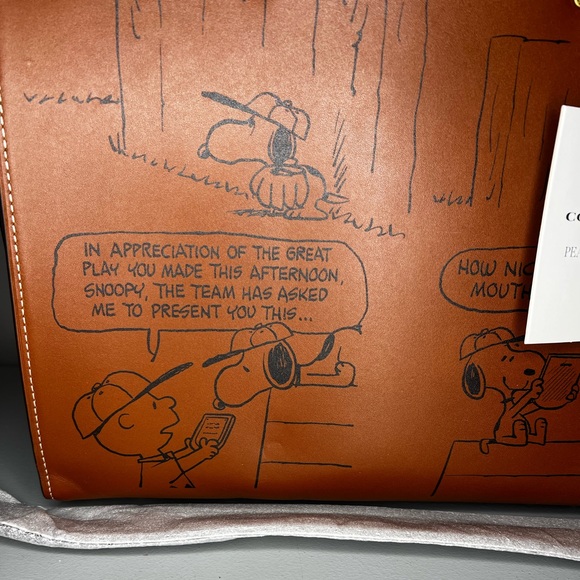 Coach X Peanuts Rogue Bag With Newspaper Print - Picture 6 of 16
